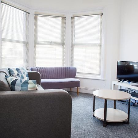 Mycityhaven - 3 Bedroom Shirehampton Flat Near Avonmouth & M4 Bristol Esterno foto