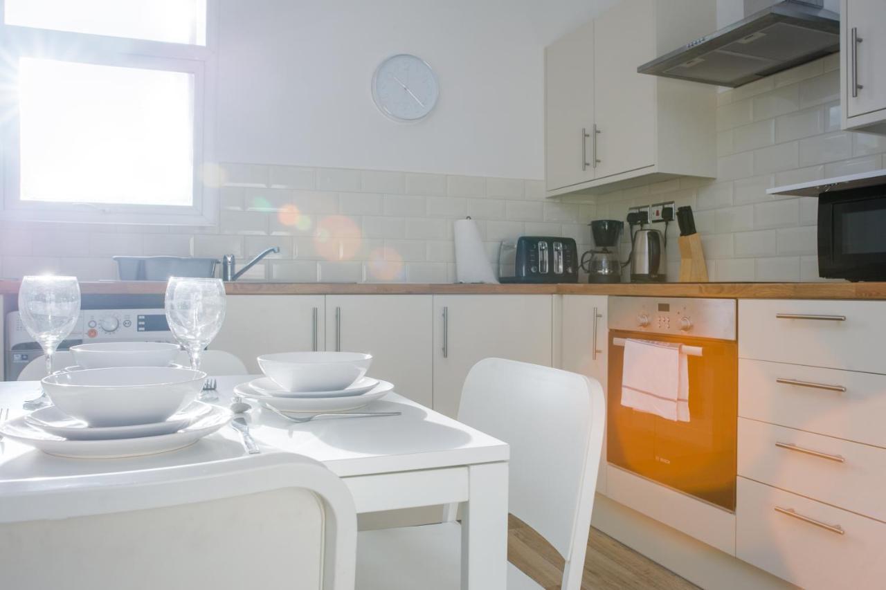 Mycityhaven - 3 Bedroom Shirehampton Flat Near Avonmouth & M4 Bristol Esterno foto